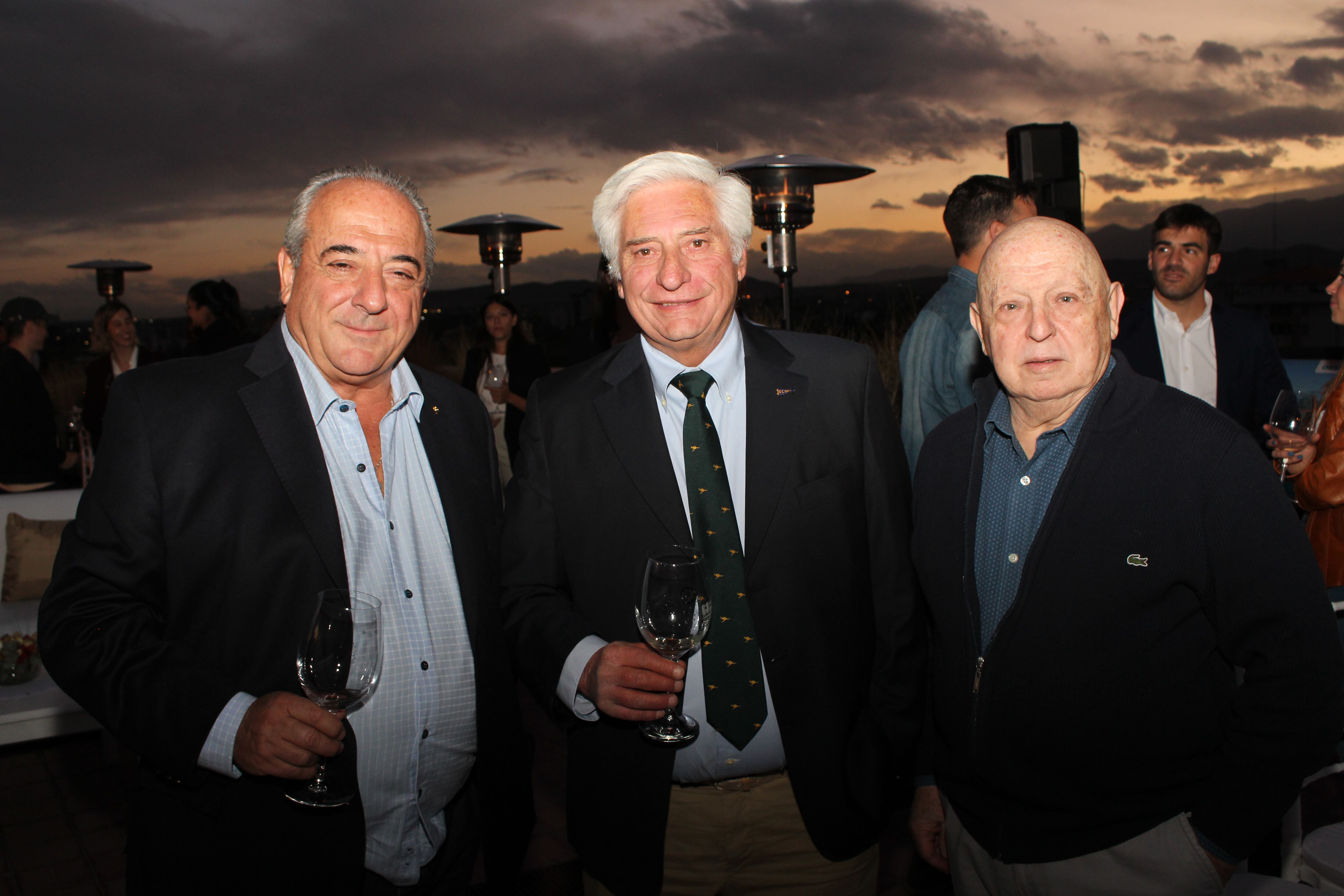 Walter Bressia, Carlos Tizio y Luis Abrego.