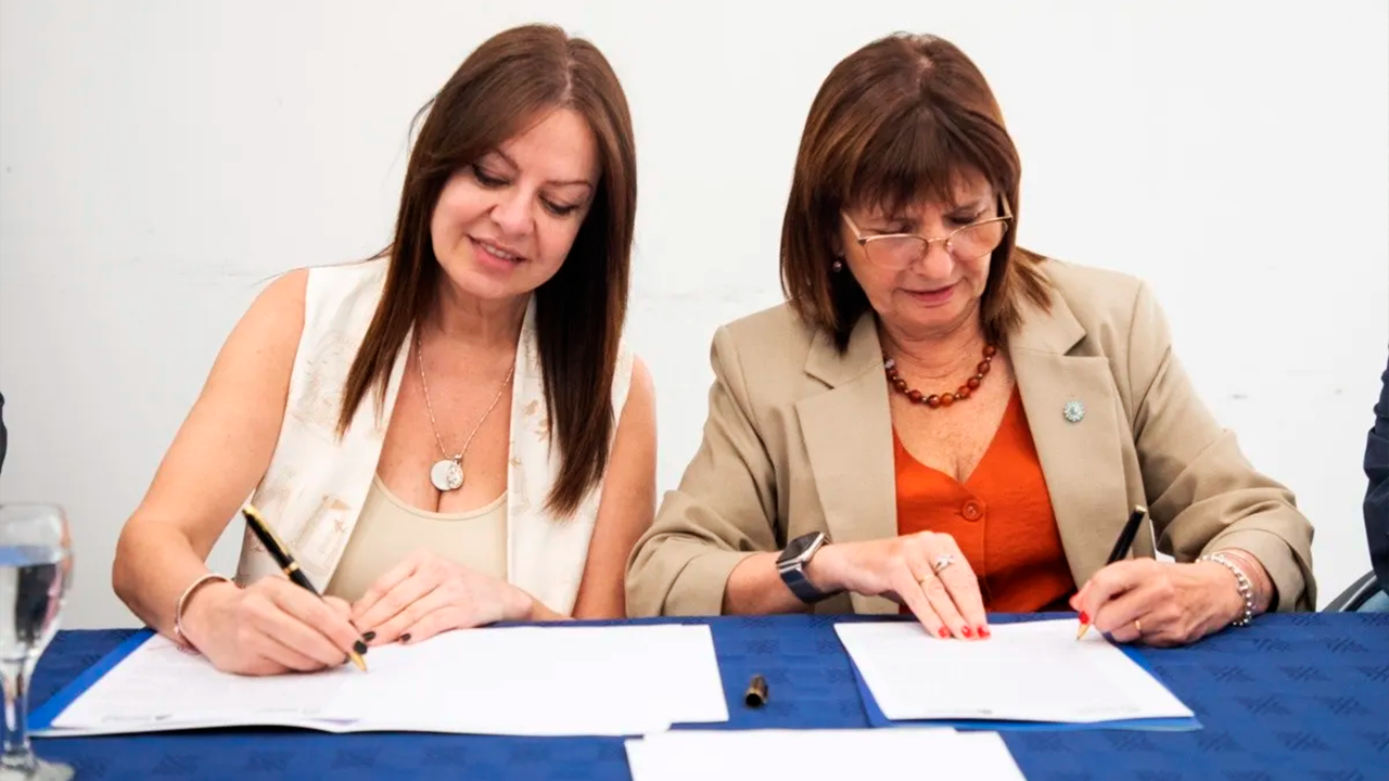 Patricia Bullrich anunció la vuelta del Servicio Cívico junto a Sandra Pettovello.