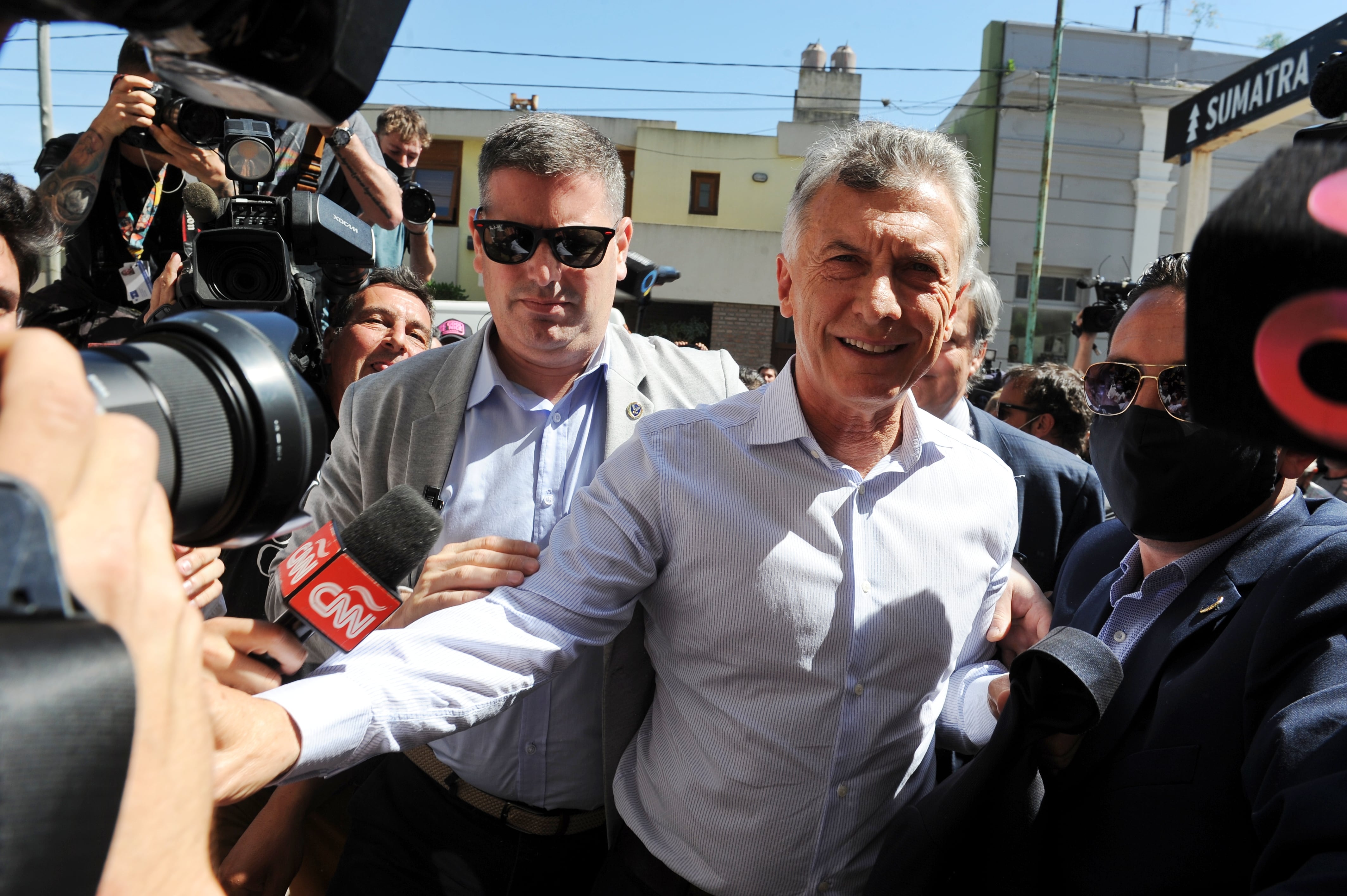 Macri en Dolores (Clarín) 