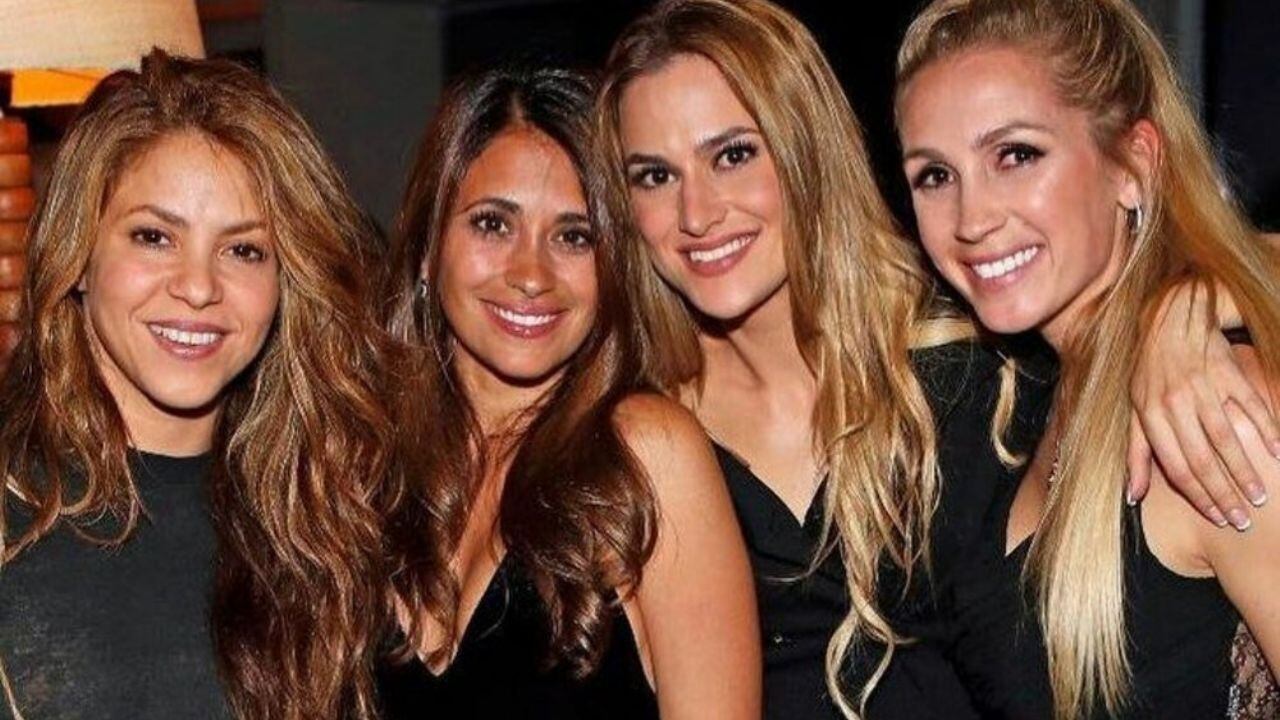 Shakira despidió el 2022 y Anto Roccuzzo le mandó su apoyo.