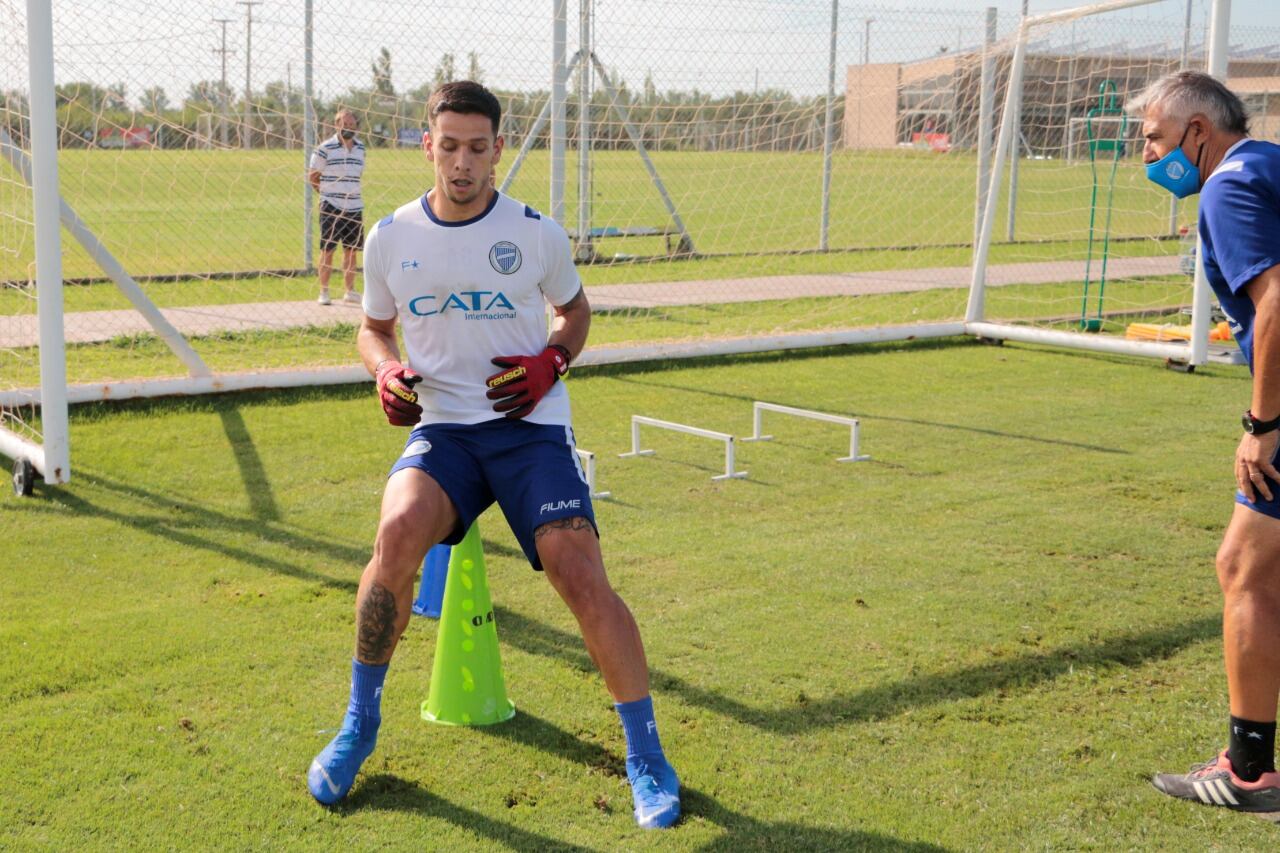 El arquero paraguayo llega para pelear el puesto con Ibáñez y Ramírez. / Prensa Godoy Cruz