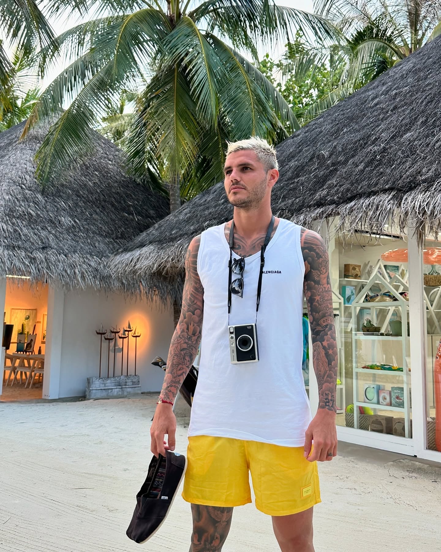 Mauro Icardi publicó una serie de fotos en Instagram y se jactó del alcance de su cuenta oficial.