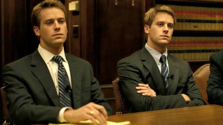 Armie Hammer puso su cara en el cuerpo de otro actor para interpretar a los gemelos Winklevoss