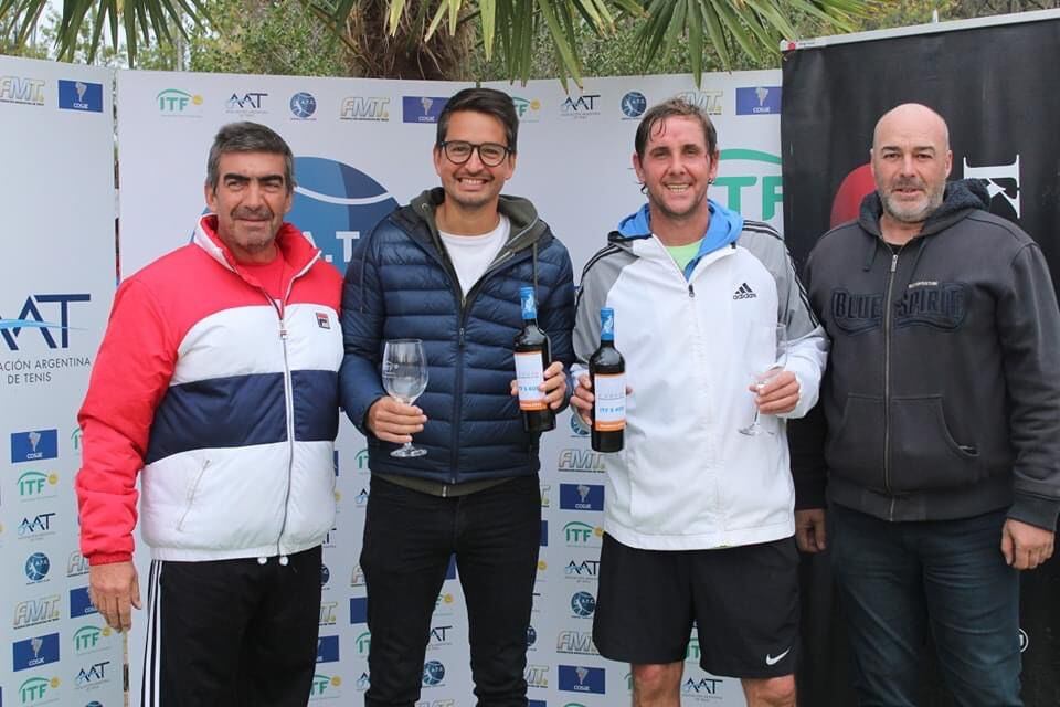 Fernando Trujillo (director del torneo), Cesar Valentini, Juan Manuel Nimo y Carlos Menghini (presidente de la FMT). / Gentileza Emanuel Maza