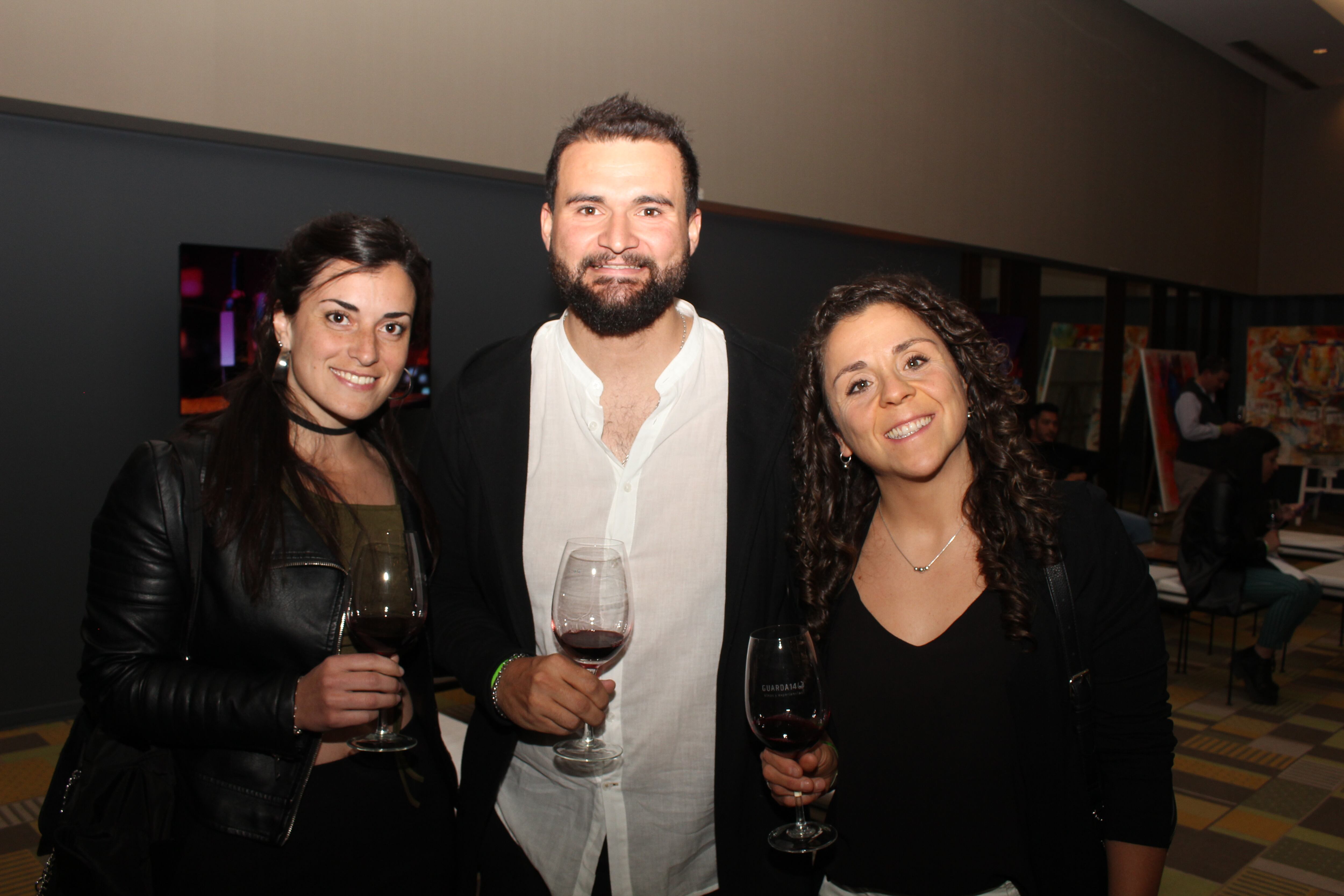 Virginia Deblasis, Héctor Mendez y Mariana Fusili.