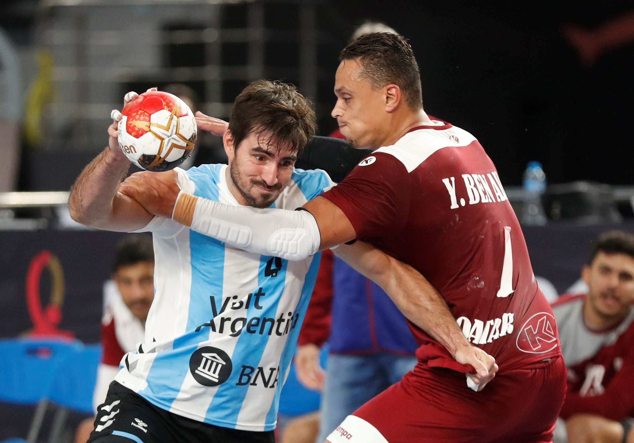 Handball: Argentina enfrenta a Qatar en busca de un histórico pase a cuartos en el Mundial de Egipto.