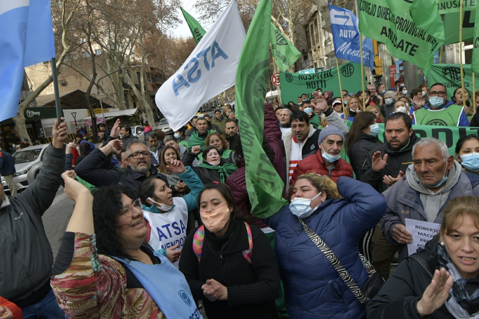 Protesta de ATE por la detención de Roberto Macho. Orlando Pelichotti / Los Andes