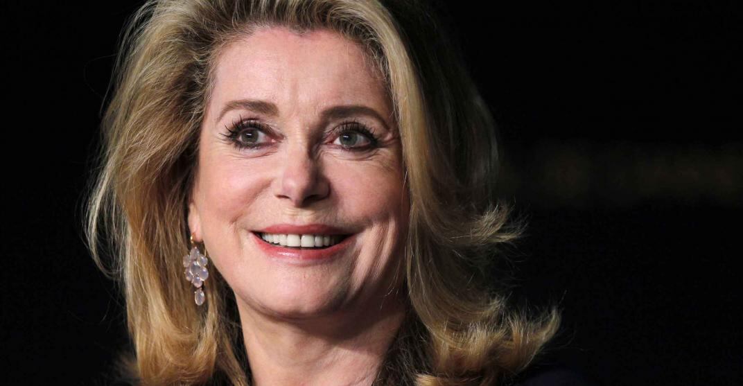 Deneuve sufrió un ACV en 2019, del que se recuperó rápidamente.  (AP/Archivo).