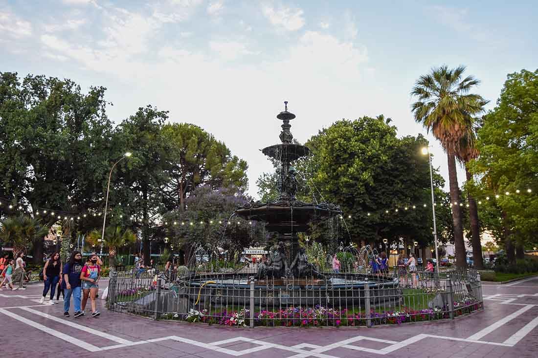 Plaza del departamento de Maipú.  Foto  Mariana Villa