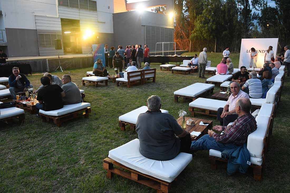 Agasajo día del canillita
En el parque de la planta impresora,Diario Los Andes agasajó a los canillitas en su día.