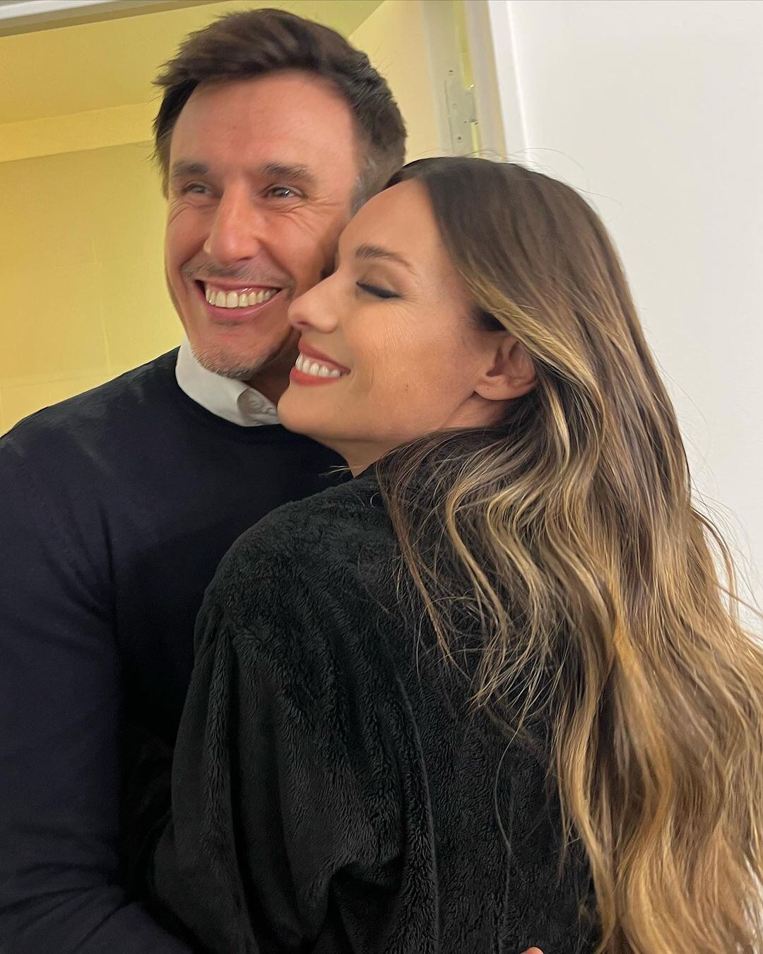 Las fotos que subió Pampita para el cumpleaños de Roberto García Moritán