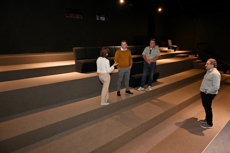 Costarelli visitó la obra del teatro Sportsman que abrirá sus puertas próximamente