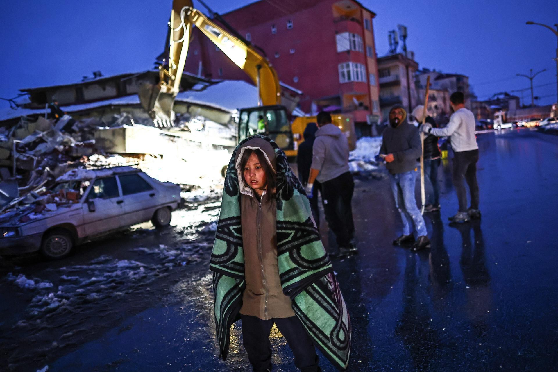 El devastador terremoto ya provocó más de 6.000 muertes. / Foto: EFE