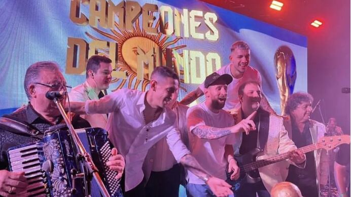 Lionel Messi armó una megafiesta en Rosario con jugadores de la Selección, familiares y famosos