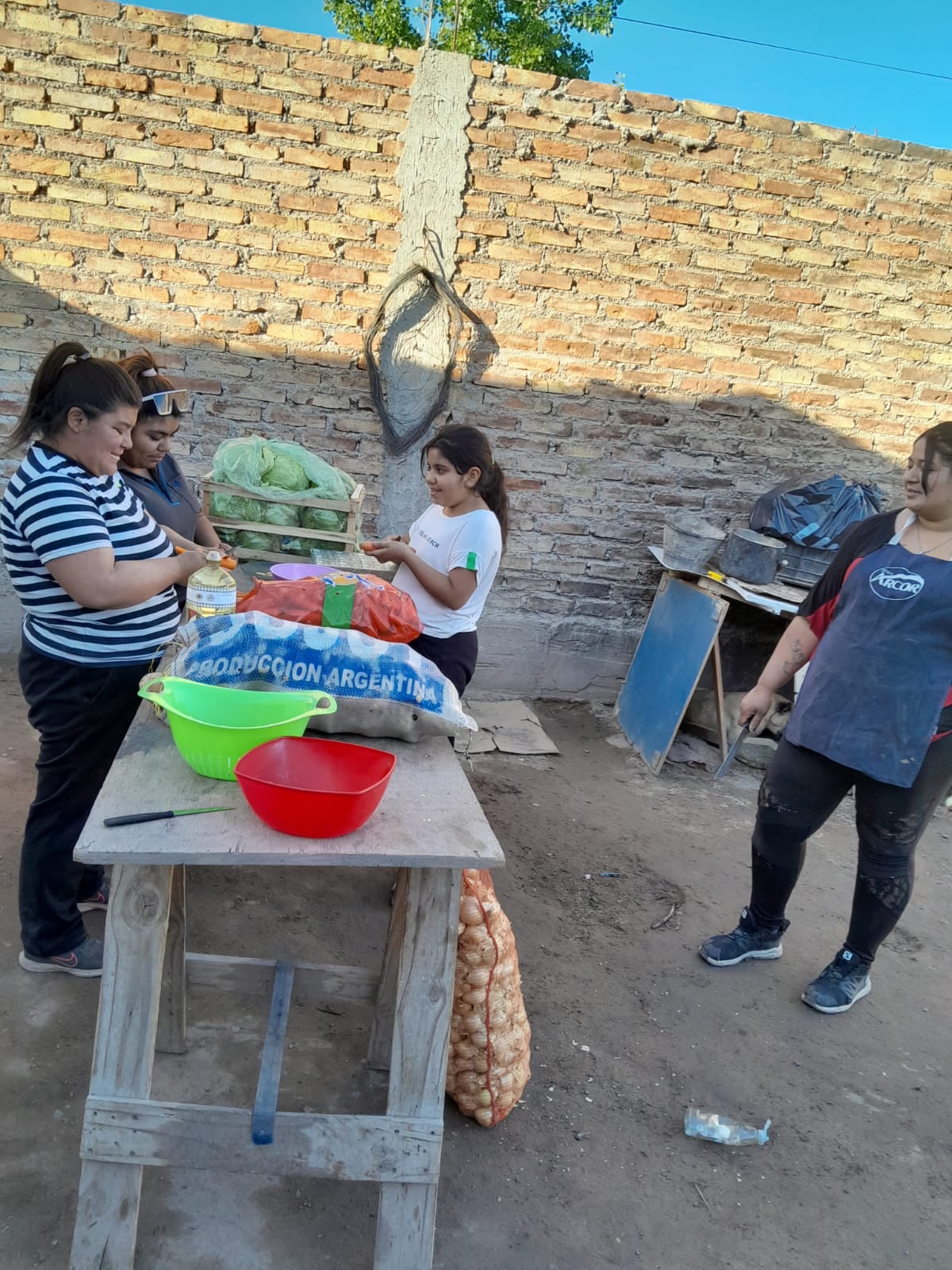 Un comedor tuvo que suspender su festejo de fin de año por falta de ayuda y sueñan con un milagro de Navidad. Foto: Gentileza Comedor Niño de Dios