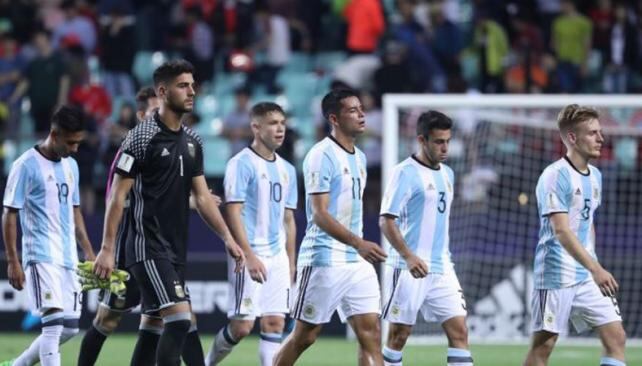 Los dirigidos por Javier Mascherano quedaron eliminados en primera rueda del Sudamericano.