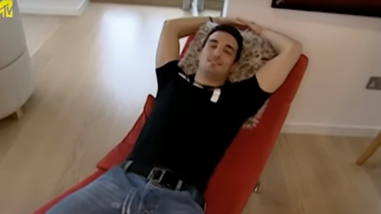 Contó que por las tardes le gusta relajarse, mirar televisión y chatear con amigos. Foto: MTV Cribs