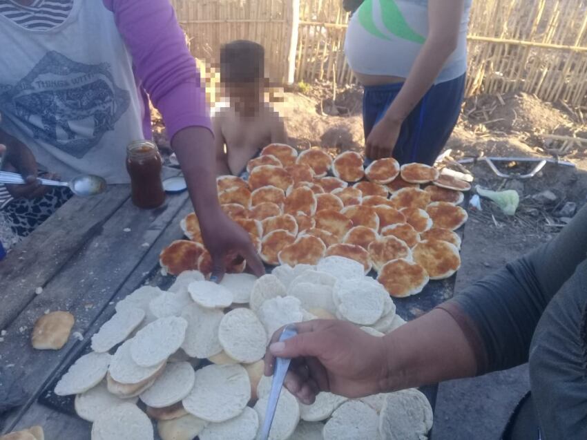 
    La harina se usa para elaborar tortitas y pan casero. Foto: gentileza.
   