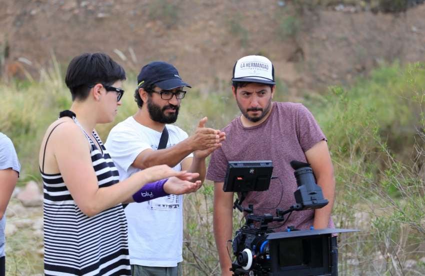 
En rodaje. Matías Rojo supervisa con su equipo una de las escenas | Gentileza
   