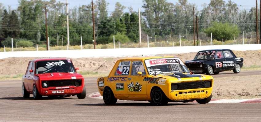 
El trasandino. Jorge Meléndez, con su Fiat 128, sumó su tercer triunfo de la temporada.  | Gentileza / Ale Torres
   