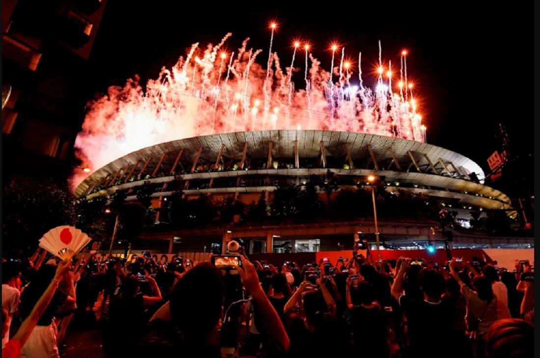 Apertura con fuegos artificiales. / Gentileza