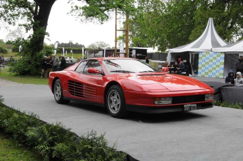 
    FERRARI TESTAROSSA 1987
   