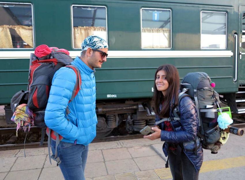 
    Espera. Parada del Tren en Ulanbator, Mongolia. Esperando la llegada del tren para ir a Rusia.
   