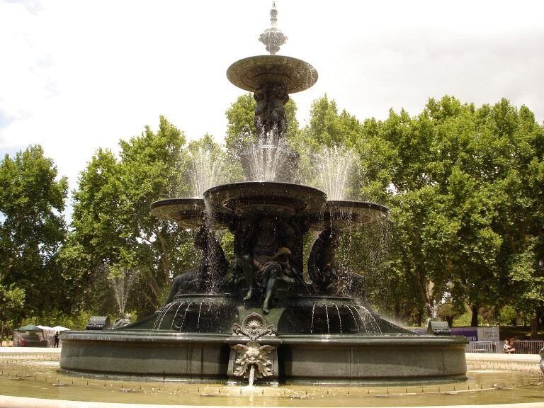 Fuente de los Continentes en el Parque General San Martín. 