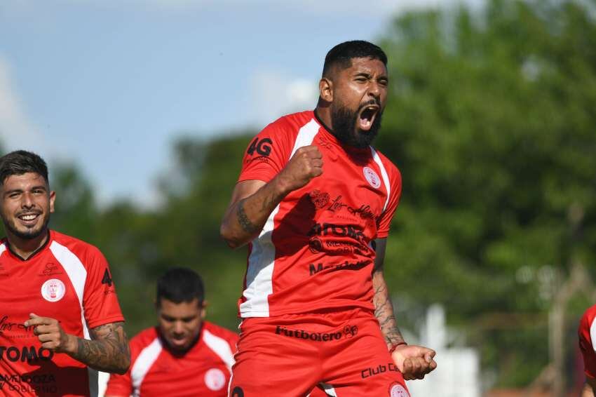 
Primero de local. Herrera sólo ha convertido dos goles en lo que va del torneo, uno ante su gente | José Gutiérrez / Los Andes
   