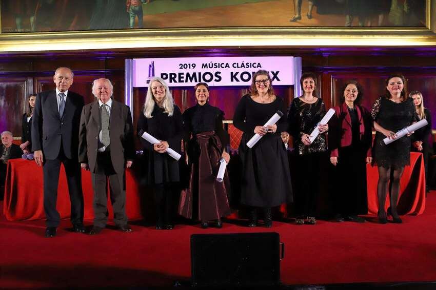 
Verónica Cangemi. Al momento de recibir su premio Konex | Los Andes
   