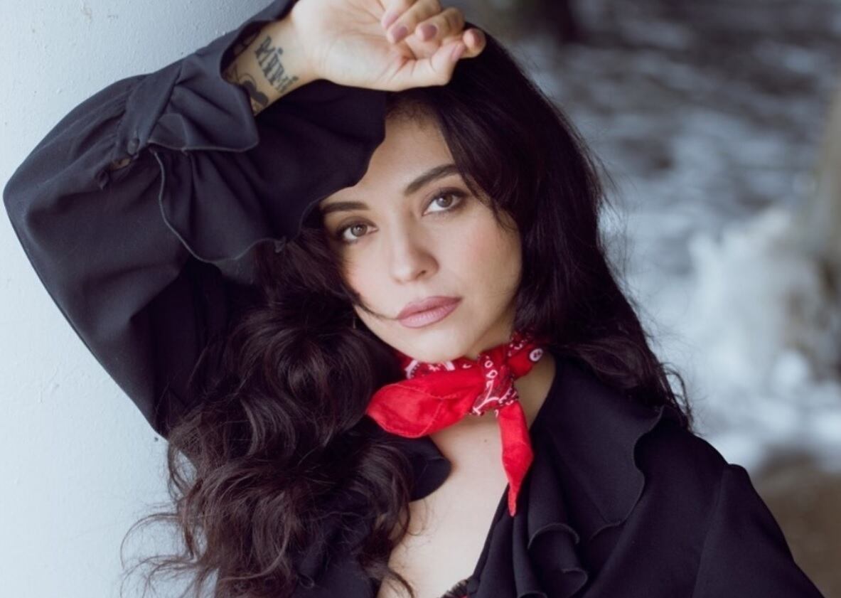  Mon Laferte es de Tauro