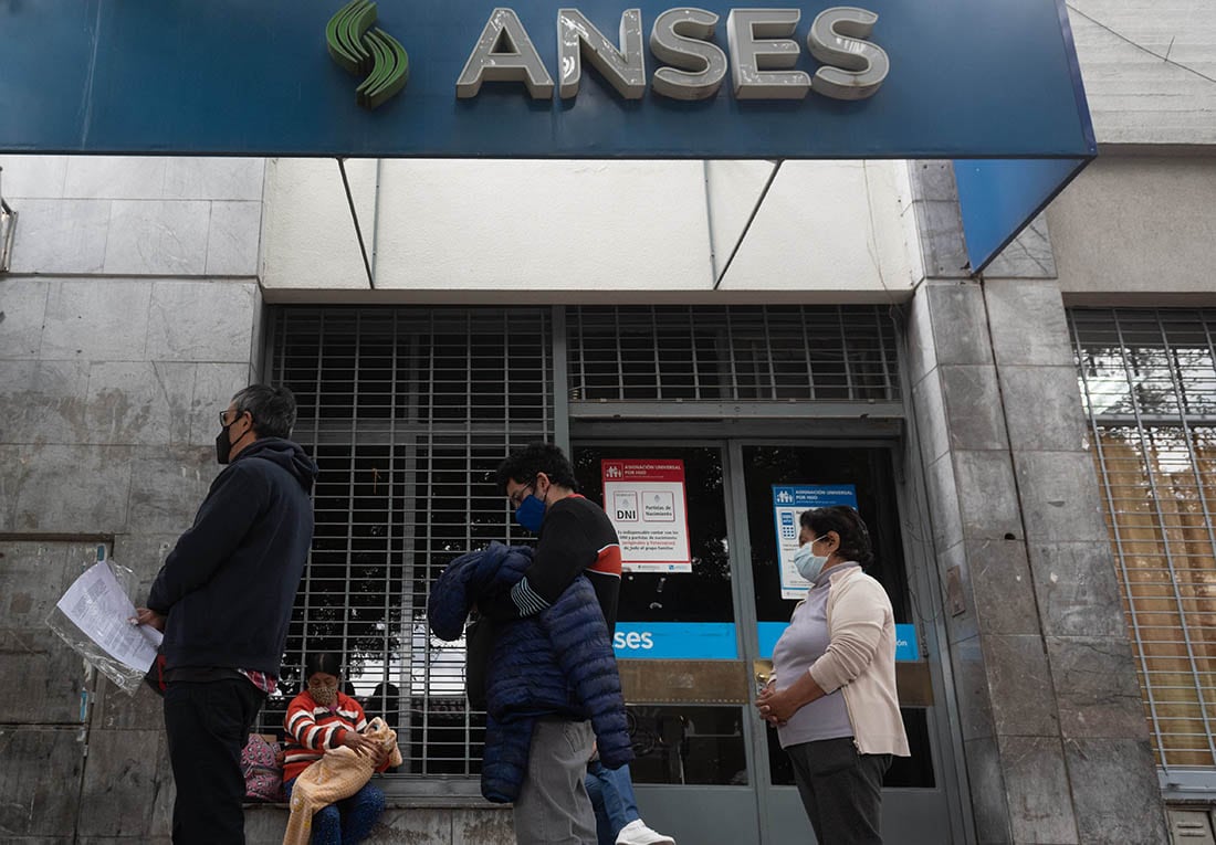 Anses confirmó quiénes cobran asignaciones, jubilados y pensiones no contributivas en enero de 2022 - Foto: Ignacio Blanco / Los Andes