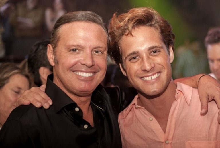 Diego Boneta y Luis Miguel