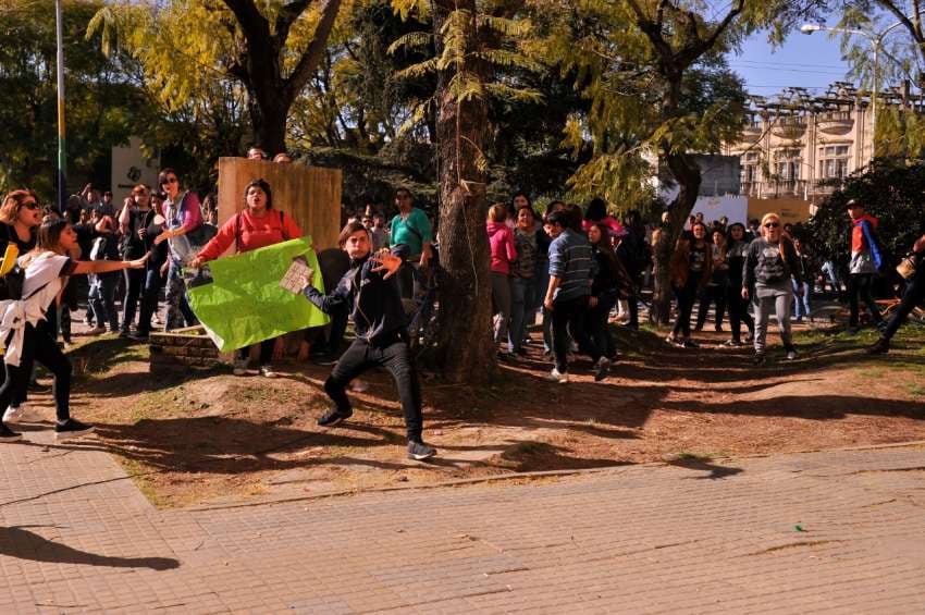 
 Por el crimen detuvieron a Néstor Garay, un jardinero conocido de la víctima. | Fotos: Maxi Failla
   