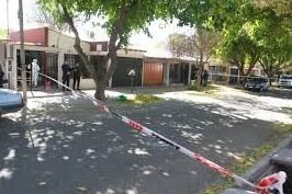 La vivienda donde fue asesinado León Domingo Burela Yanchina, en el barrio Kolton de Las Heras\u002E