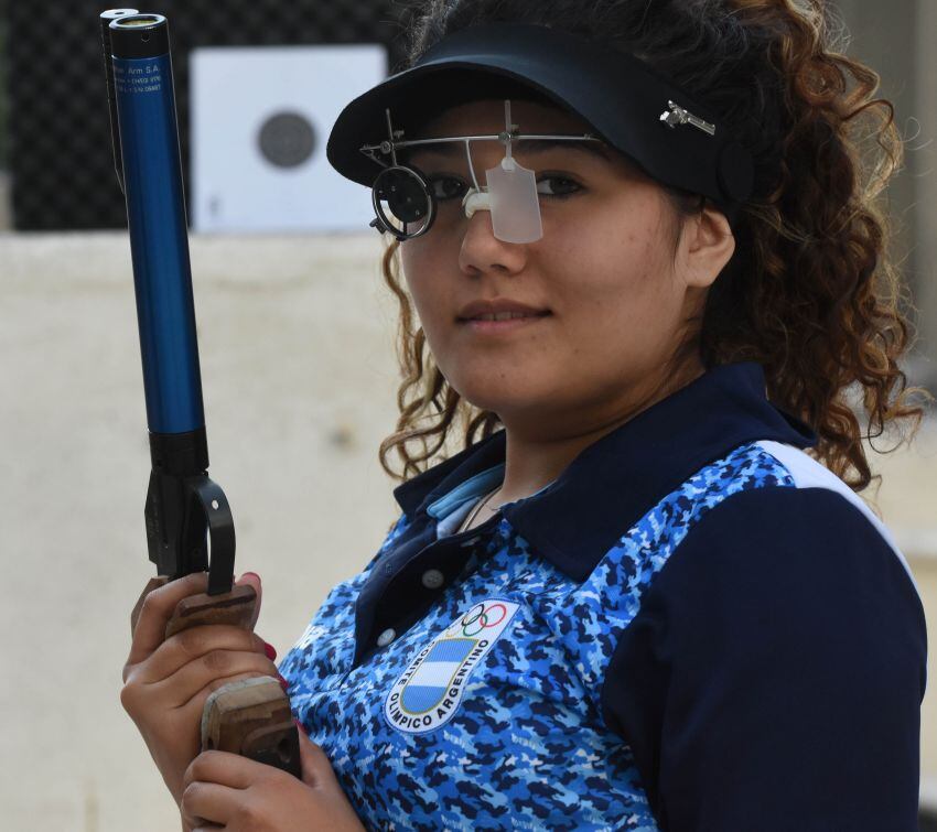 
La "Peque". Ravier es, de las deportistas mendocinas, la más joven. Competirá en 10mts con pistola. | Gentileza
   