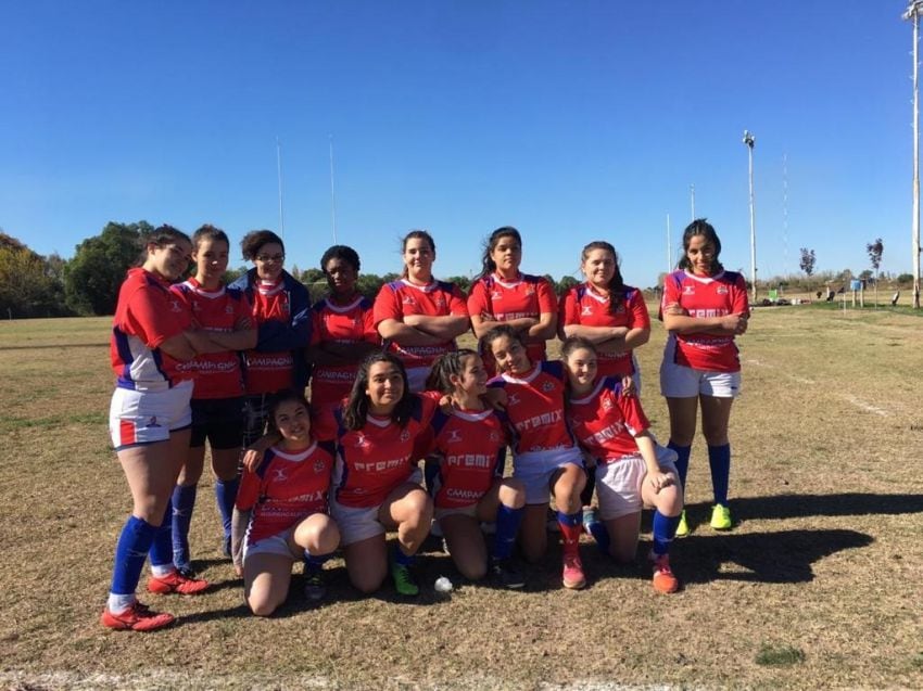 
    Teqüé es el club que más desarrollado tiene el rugby femenino.
   