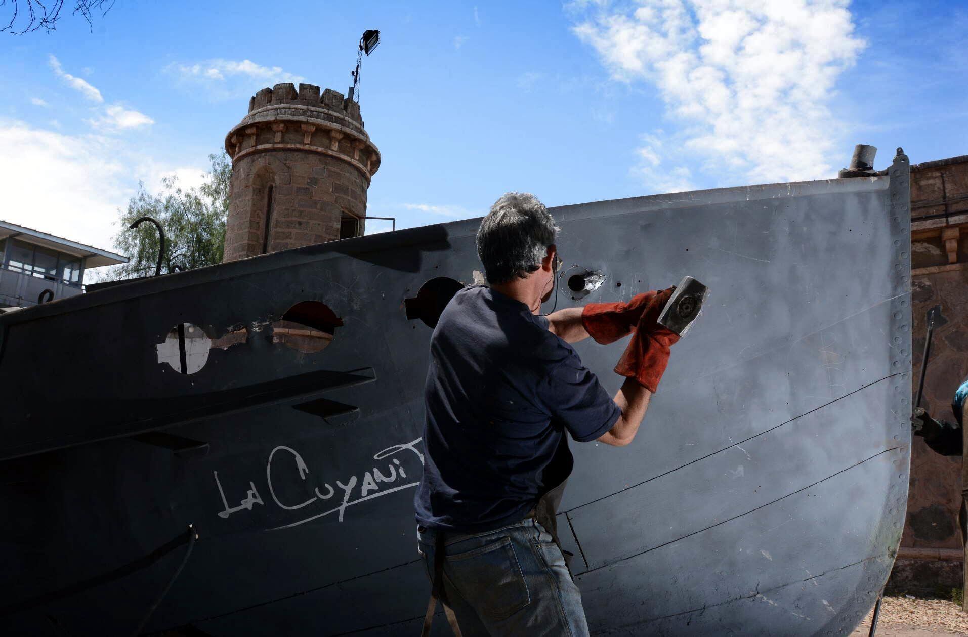 El casco de La Cuyanita se encuentra en la cárcel de Boulogne Sur Mer; y Filippo espera poder trasladarla a Buenos Aires para terminar de una vez por todas con la restauración. Foto: Archivo Los Andes.