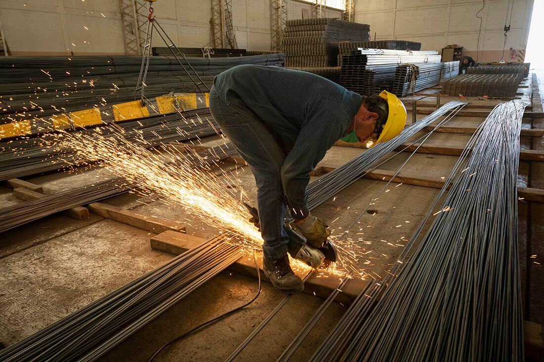 Mendoza Activa incluye líneas para construcción, comercio, agro, inversiones en general, y equipamiento docente. Foto: Ignacio Blanco / Los Andes

