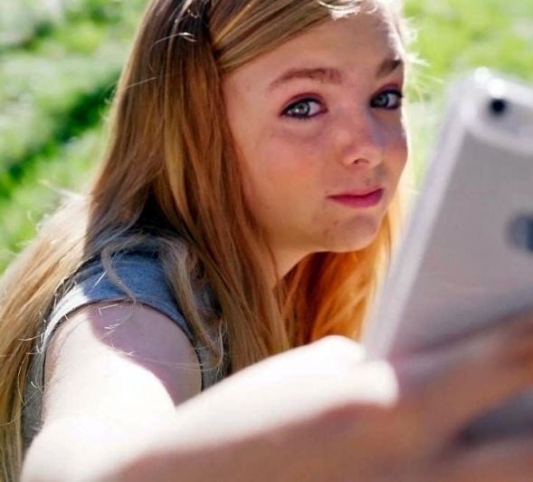 
    “Eighth grade”. La actriz Elsie Fisher, nominada a los Globos de Oro.
   