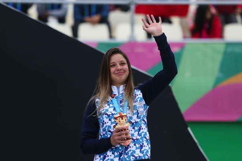 
En las nubes. En el BMX femenino, Roth fue la encargada de sumar una de las últimas preseas. | AP
   