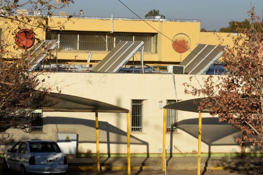 
UNCuyo. El comedor universitario cuenta con equipos solares | Gustavo Rogé / Los Andes
   