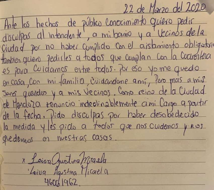 
    La carta que hizo Agustina para oficializar su renuncia. / Prensa Municipalidad de Capital
   