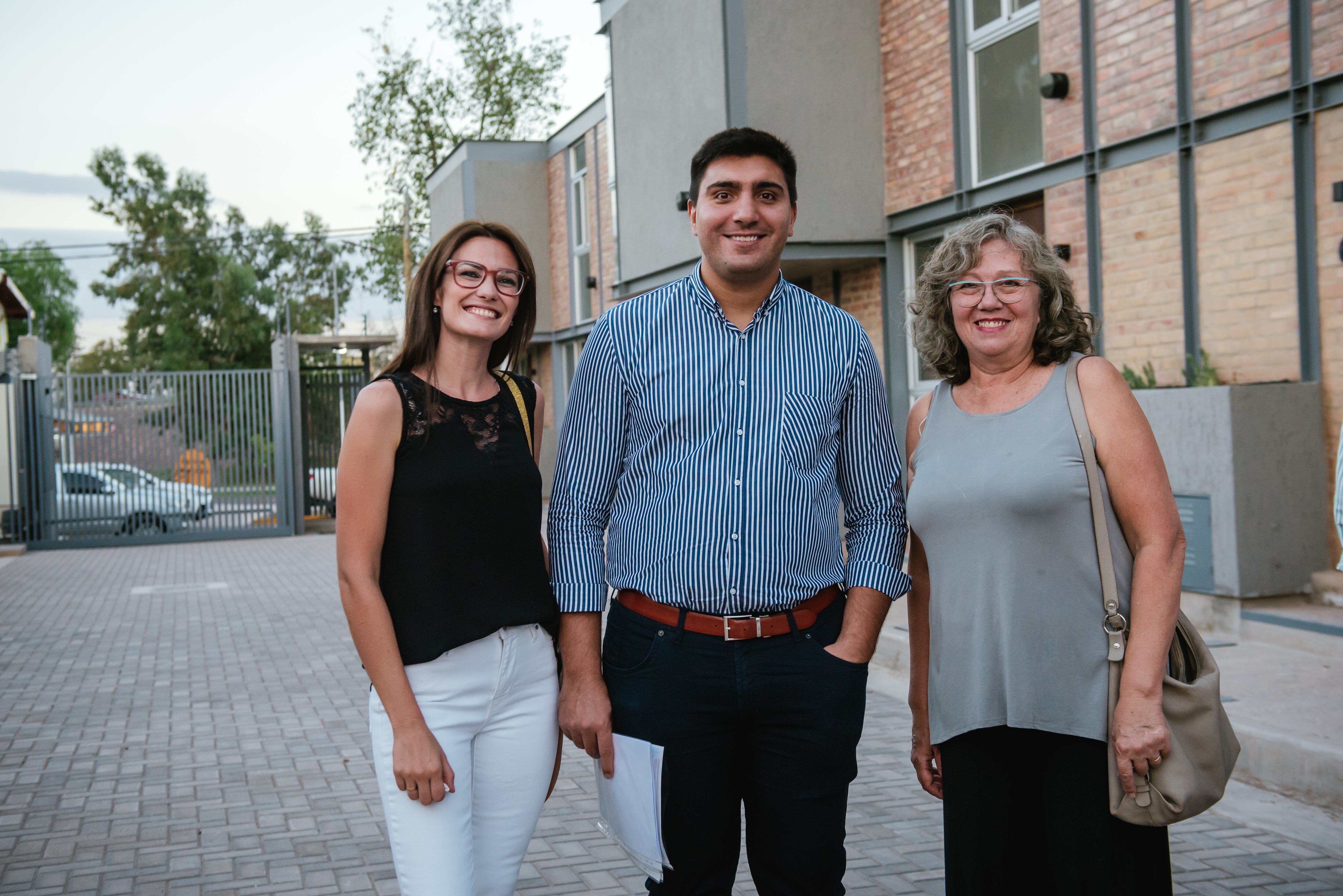 Ayelén Pich, Juan Ignacio Furlán y Graciela Bargero.