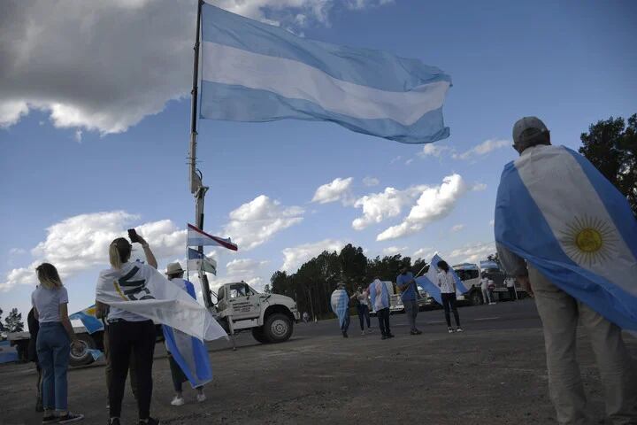 Vecinos de Reconquista se sumaron a las protestas contra la expropiación de la cerealera Vicentin.