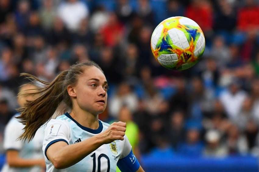 
    Capitana. Estefanía Banini jugó el Mundial de Francia con la Selección Argentina.
   