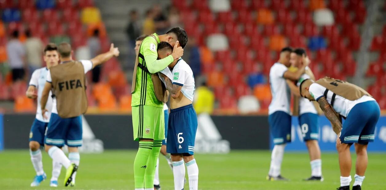 Los dirigidos por Javier Mascherano quedaron eliminados en primera rueda del Sudamericano.