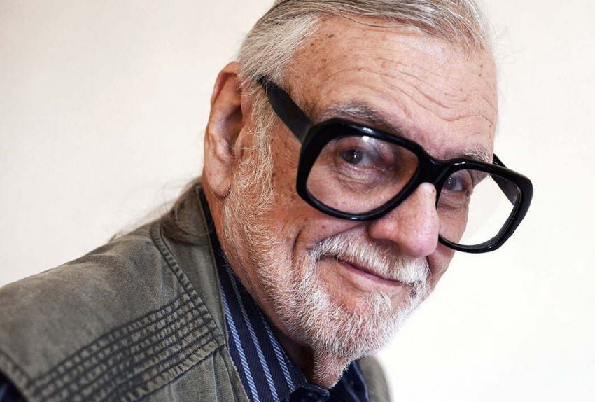 
    George A. Romero, el propulsor de los zombies y el gore en el terror cinematográfico.
   