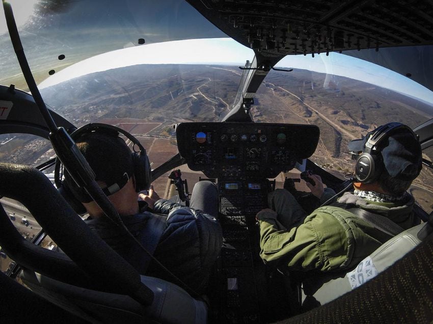 
Paseo aéreo. El recorrido estuvo piloteado por Omar Mondejas (Cuerpo de Aviación Policial). | Ignacio Blanco / Los Andes
   