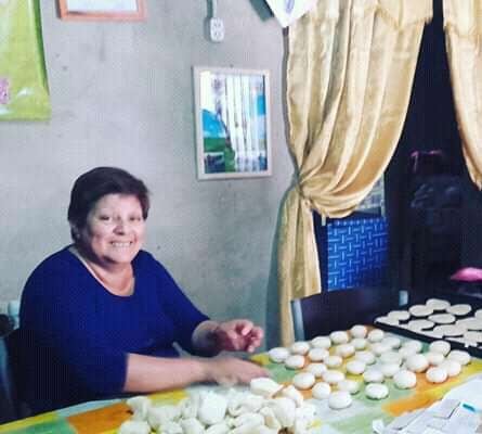 
Su mamá, Claudia Vega, trabaja día a día para el merendero  | Gentileza
   